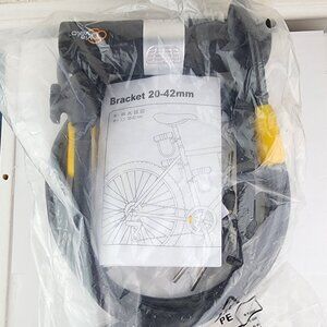 Via Velo Bike U Lock With Cable NWT SEALED
